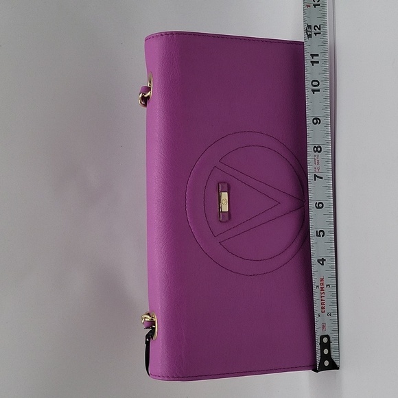 841- Valentino by Mario Valentino Lena Signature Crossbody Bag NWT - Picture 11 of 12